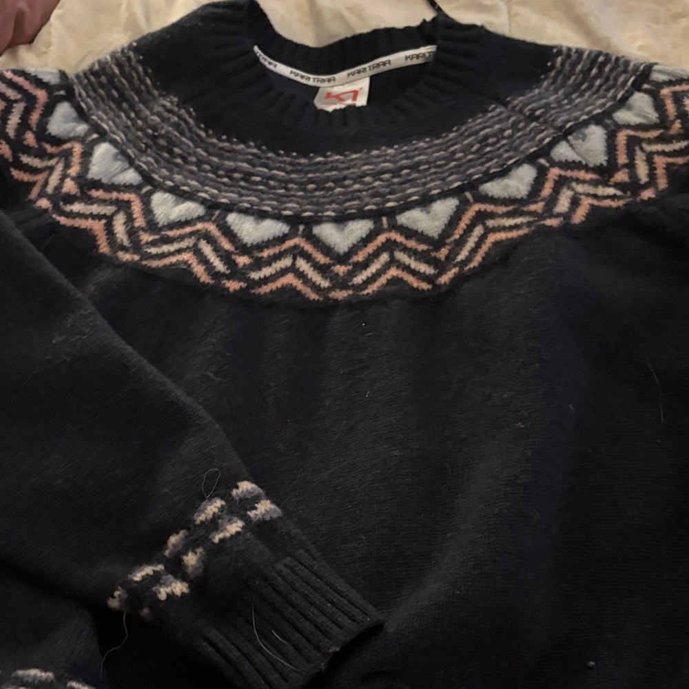 Kari Traa Navy and Pink Patterned Crewneck Sweater